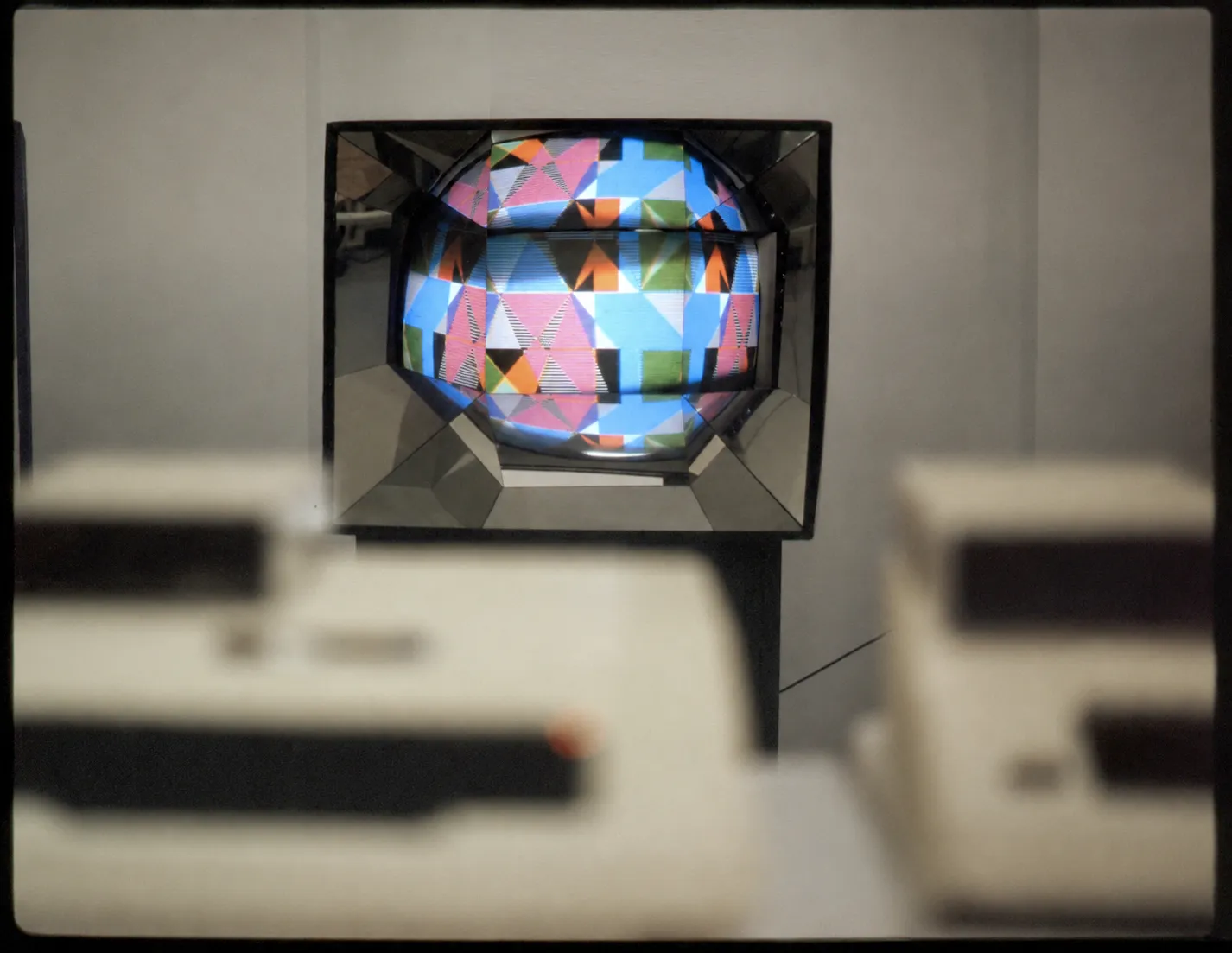 Historical Computerese exhibition photograph from São Paulo, 1984–1987